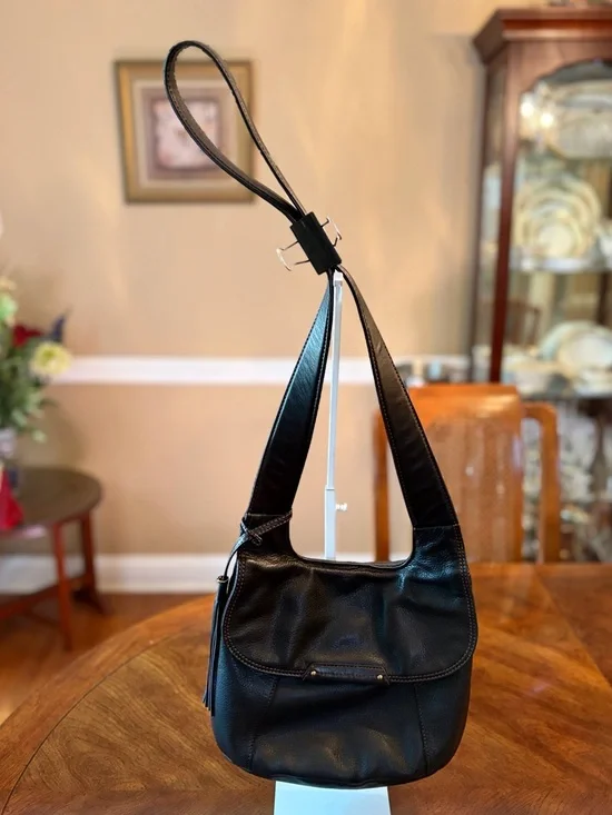 HOBO Black Integrated Leather Strap Crossbody Bag with Brass Accent - Picture 4 of 10